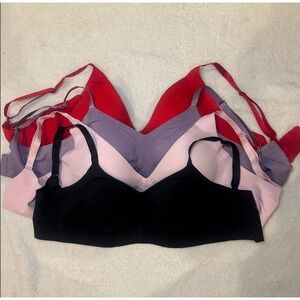 Bulk lot of Victoria's Secret seamless bras in size 34D